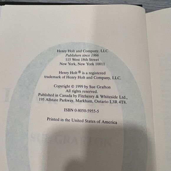 “O” for Outlaw by Sue Grafton Hardback - Picture 3 of 4